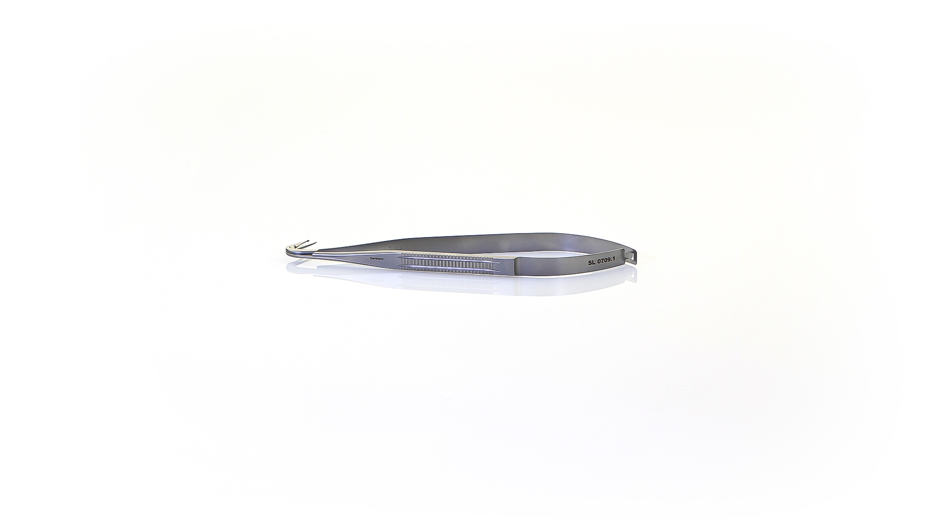 Potts-Scissors - 125° Angled Sharp Fine Blades w/Bead Tip